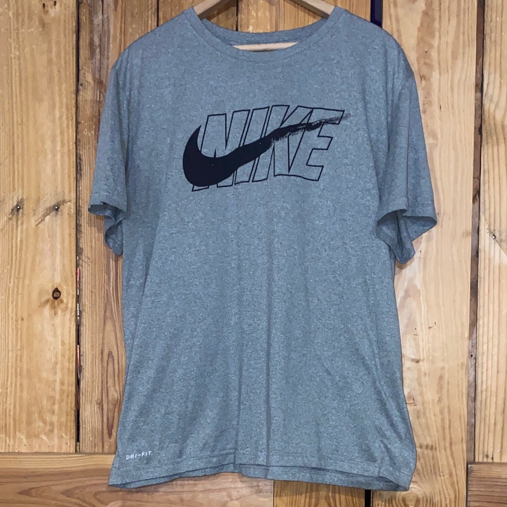 Nike Men's Heather Gray Short Sleeve Tee